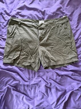 Caslon Olive Green Women's Bermuda Shorts